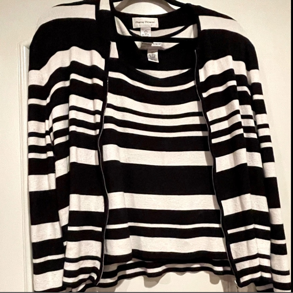 Rena Rowan 2 Piece striped knit set Tank Top with matching Cardigan Black&White